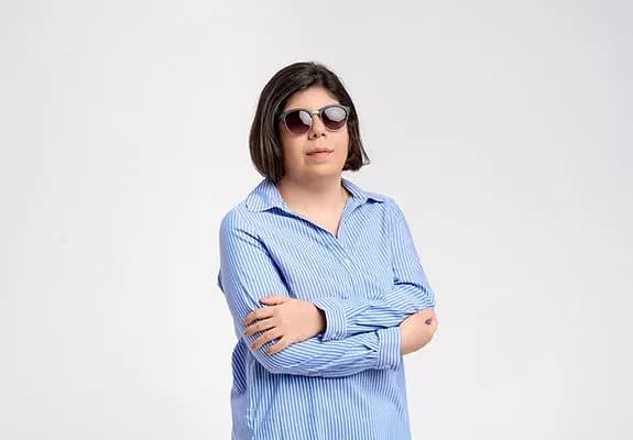 Specializat în undefined - Owrang Hajar